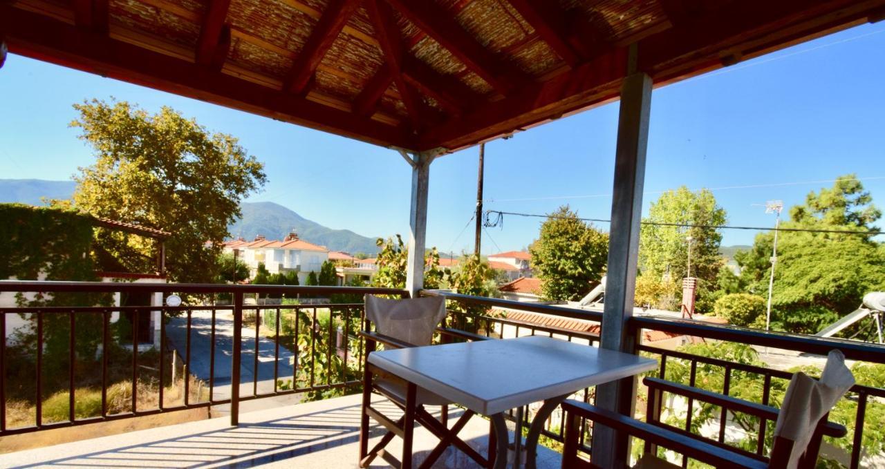 Menis Haus Rooms Vrasná Exteriér fotografie