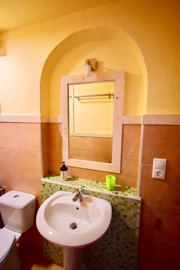 Menis Haus Rooms Vrasná Exteriér fotografie